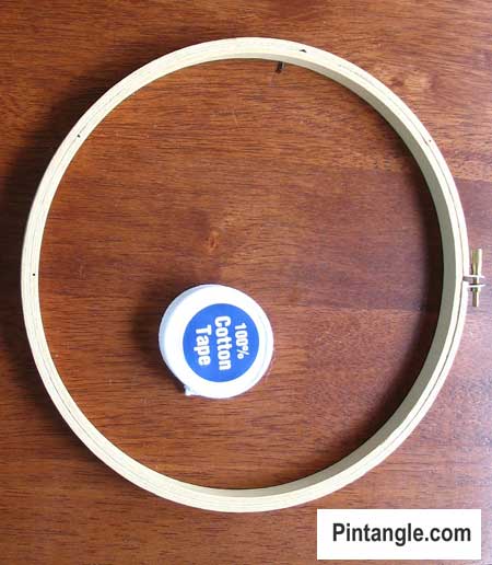 How to use an embroidery hoop step 1