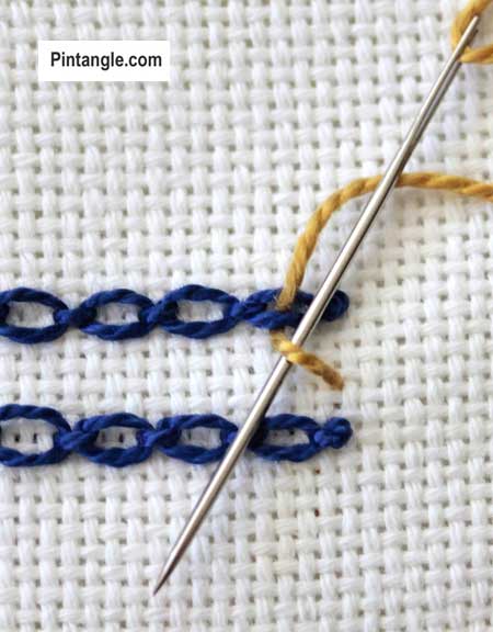 Interlaced Cable Chain step 3