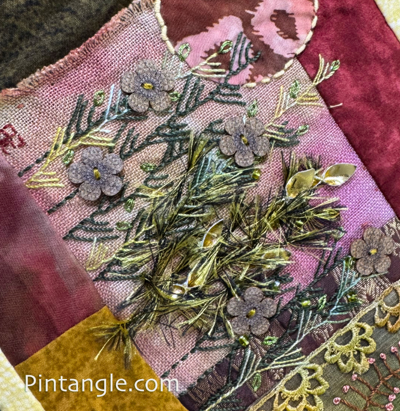A detail of my Autumnal stitch roll 4