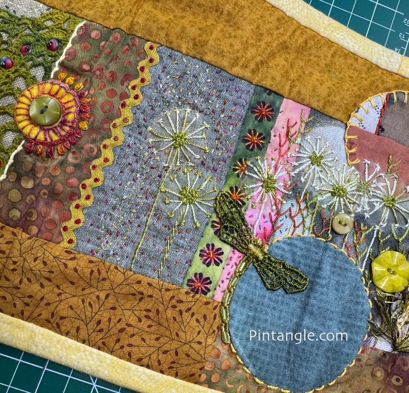 A detail of my Autumnal stitch roll