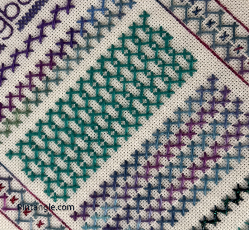 Adapting stitches row upon row Herringbone stitch 